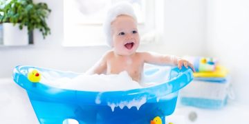 Les 5 meilleurs transats de bain pour bébé [Guide d'achat 2021]